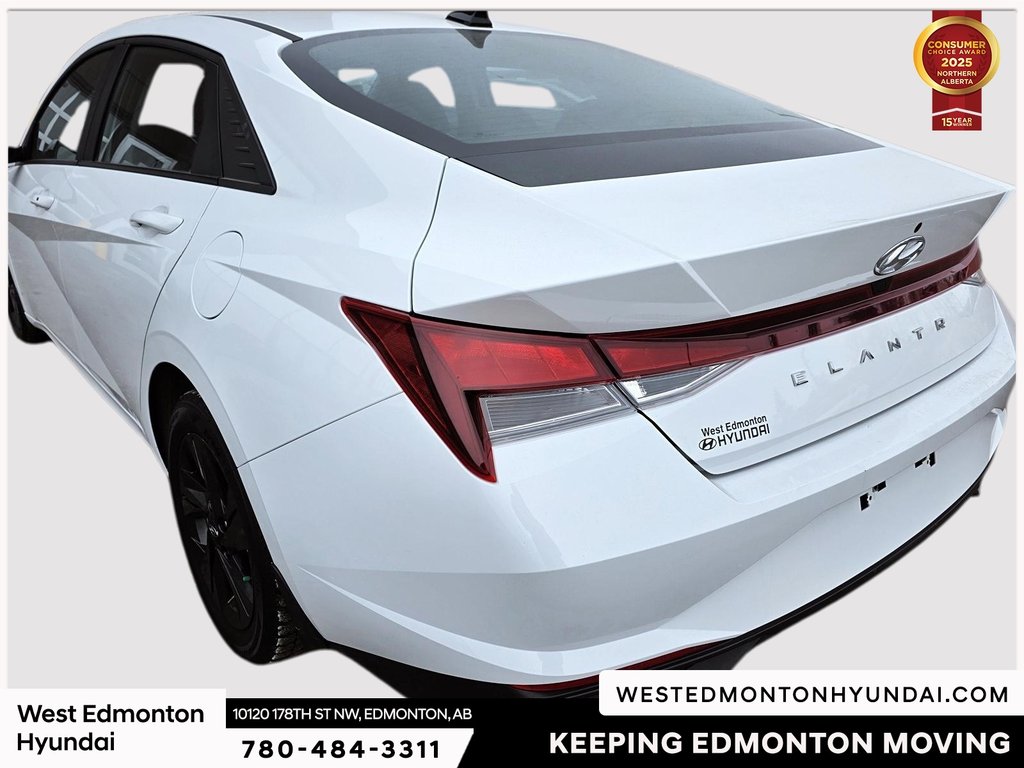 2022 Hyundai Elantra Preferred in Edmonton, Alberta - 7 - w1024h768px