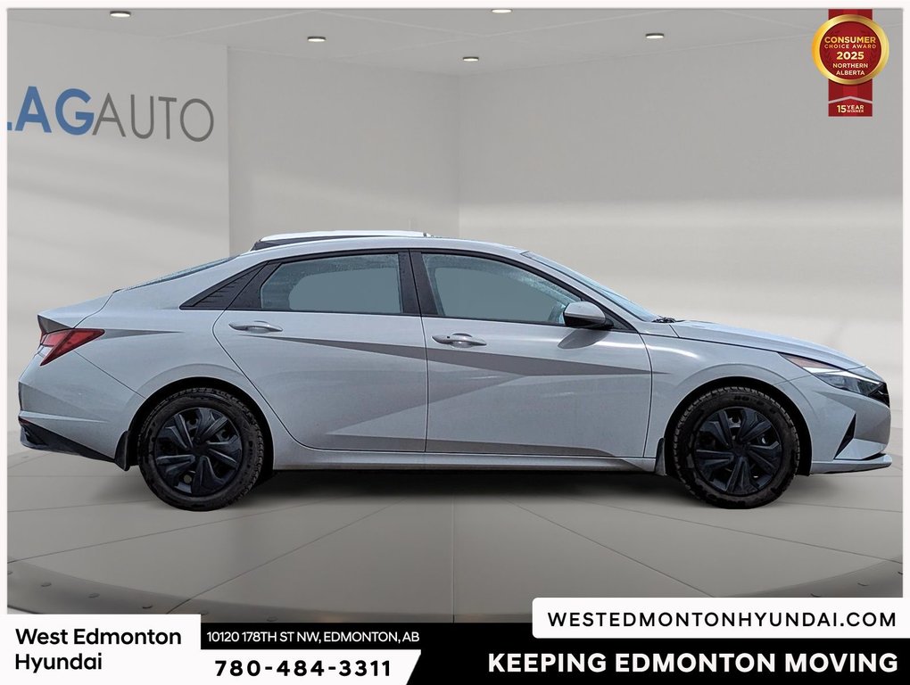 2023 Hyundai Elantra Preferred in Edmonton, Alberta - 5 - w1024h768px