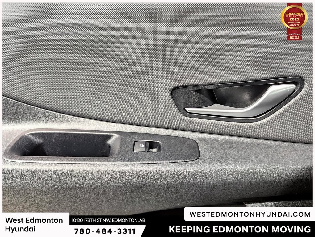 2023 Hyundai Elantra Preferred in Edmonton, Alberta - 21 - w1024h768px