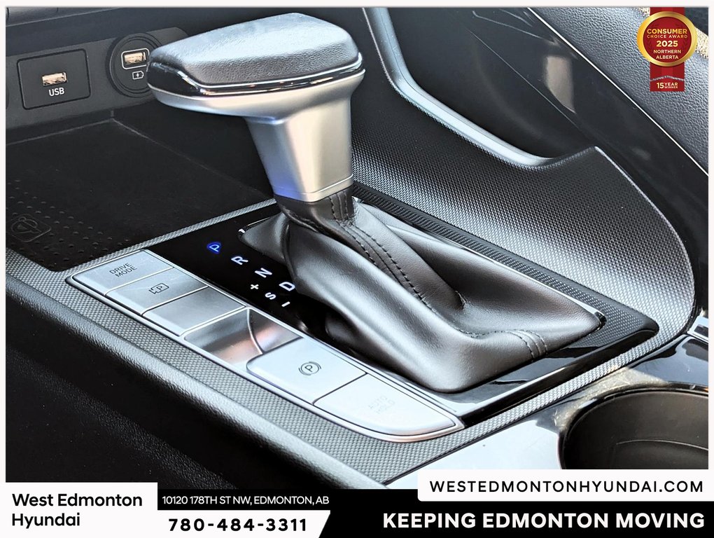 2023 Hyundai Elantra Luxury in Edmonton, Alberta - 10 - w1024h768px
