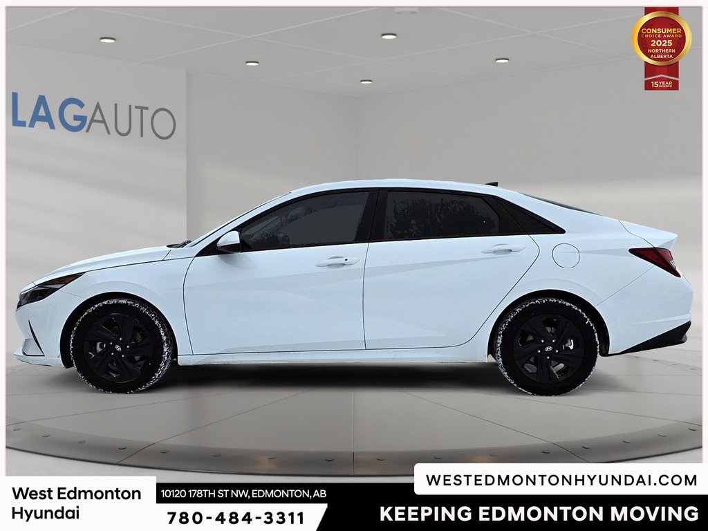 2023 Hyundai Elantra Preferred in Edmonton, Alberta - 4 - w1024h768px
