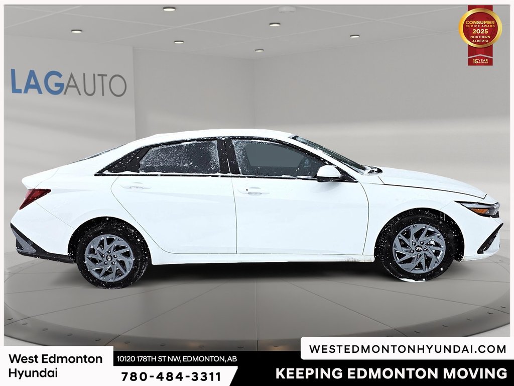 2024 Hyundai Elantra Preferred in Edmonton, Alberta - 11 - w1024h768px