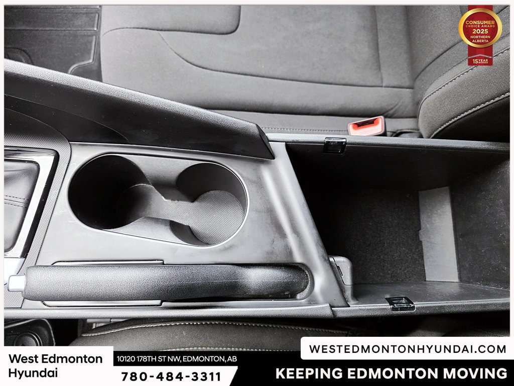 2024 Hyundai Elantra Preferred in Edmonton, Alberta - 31 - w1024h768px