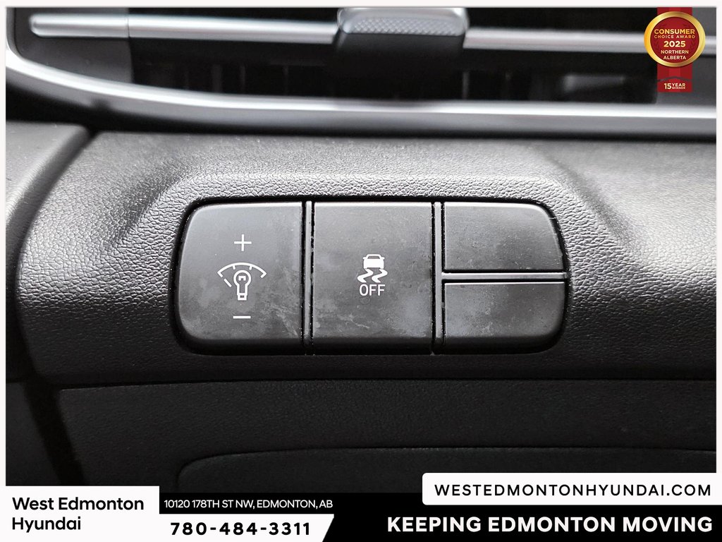 2024 Hyundai Elantra Preferred in Edmonton, Alberta - 20 - w1024h768px
