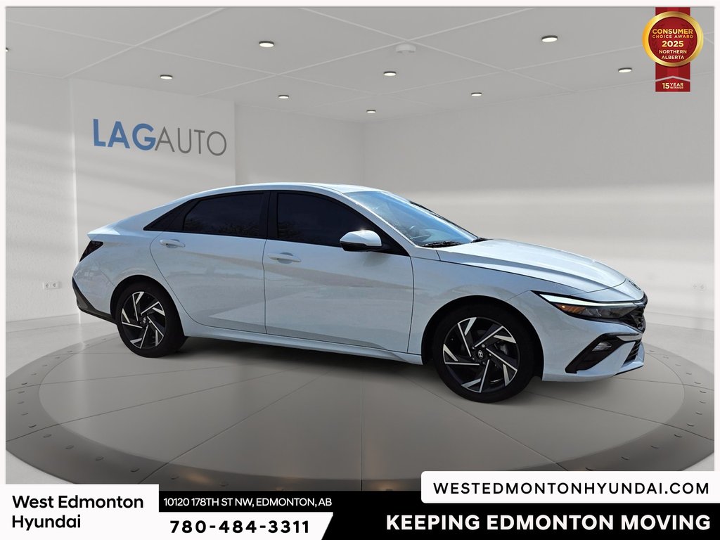 2024 Hyundai Elantra LUXURY in Edmonton, Alberta - 11 - w1024h768px