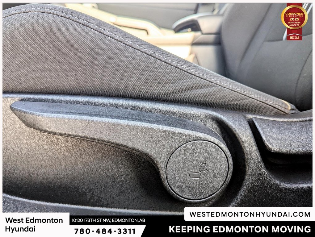 2025 Hyundai Elantra Preferred in Edmonton, Alberta - 8 - w1024h768px