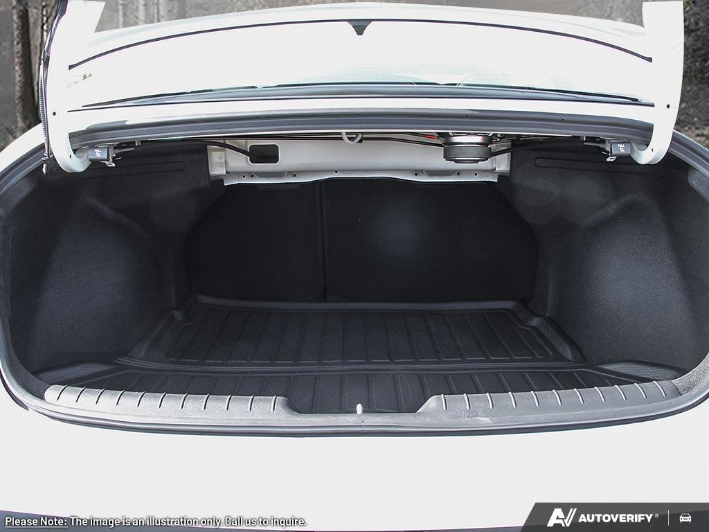 2026 Hyundai Elantra Luxury in Edmonton, Alberta - 7 - w1024h768px