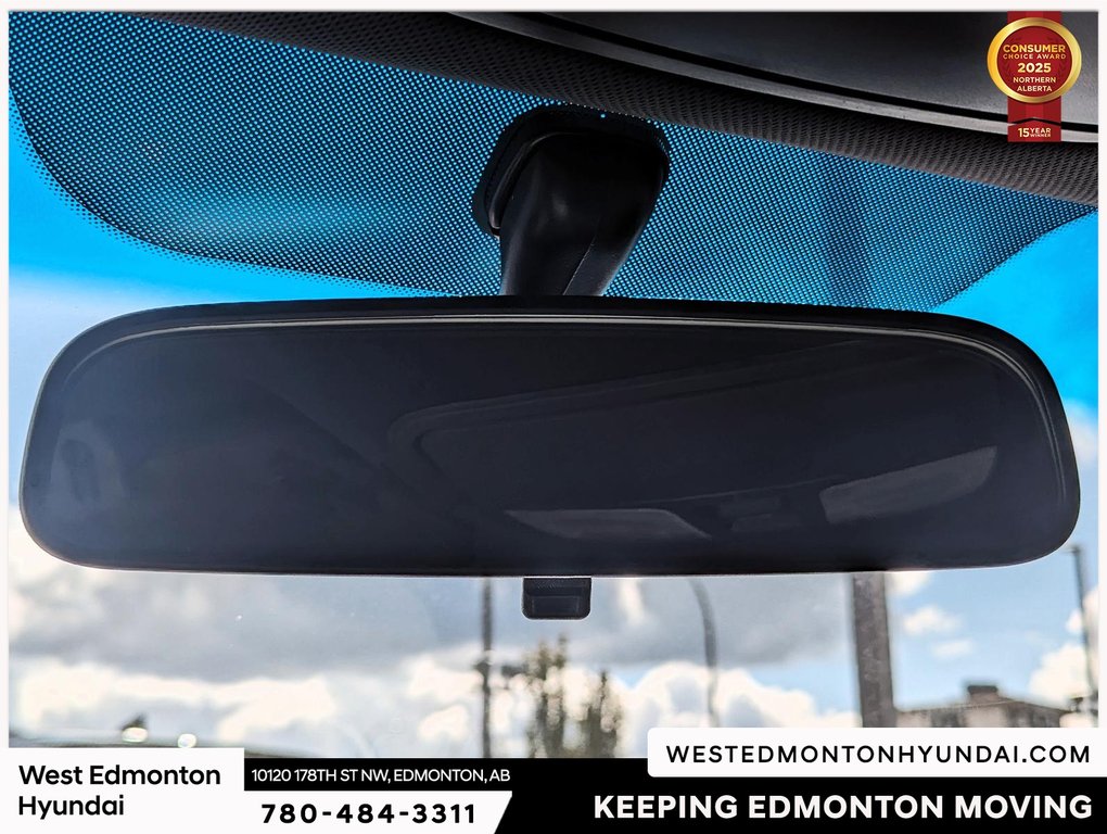 2016 Hyundai Genesis Coupe 3.8 in Edmonton, Alberta - 14 - w1024h768px