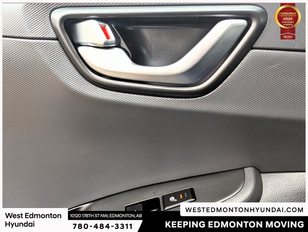 2018 Hyundai IONIQ PLUG-IN HYBRID Limited in Edmonton, Alberta - 22 - w1024h768px