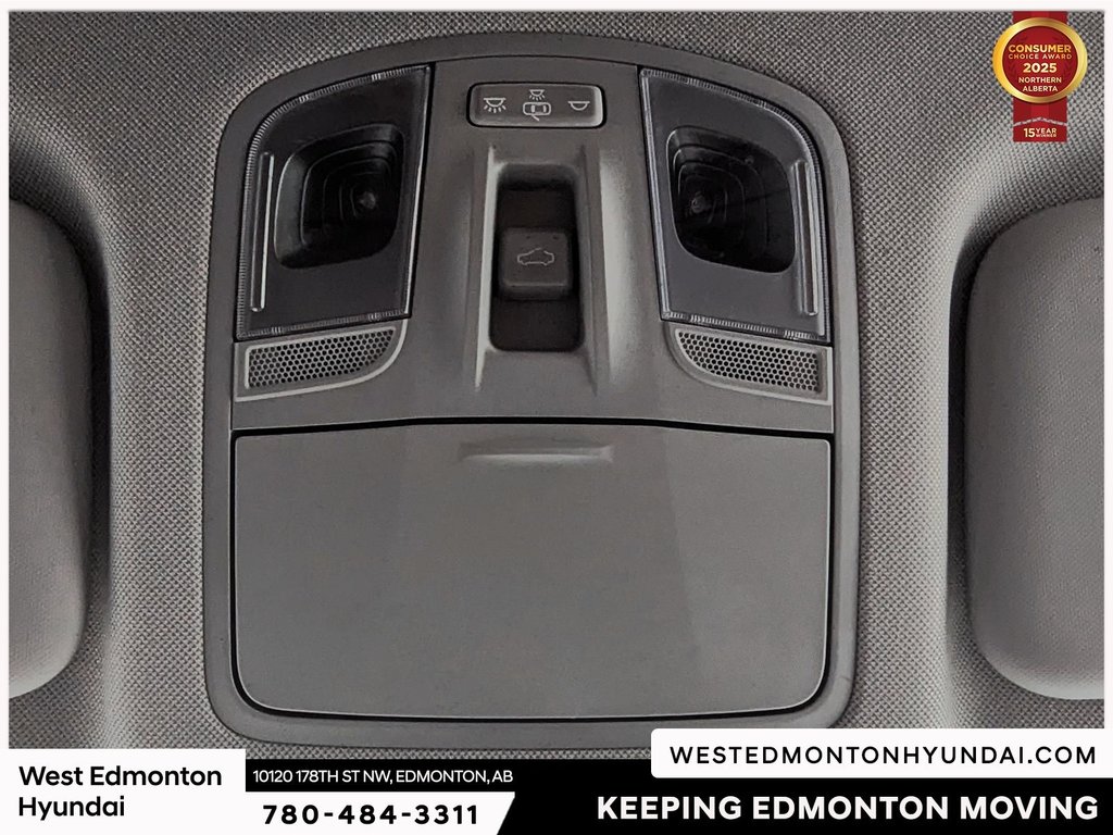 2018 Hyundai IONIQ PLUG-IN HYBRID Limited in Edmonton, Alberta - 14 - w1024h768px