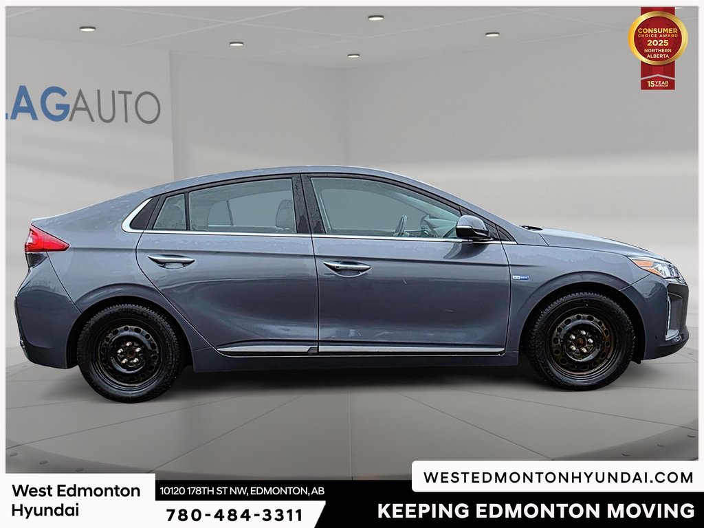 2019 Hyundai Ioniq Plug-In Hybrid Ultimate in Edmonton, Alberta - 10 - w1024h768px