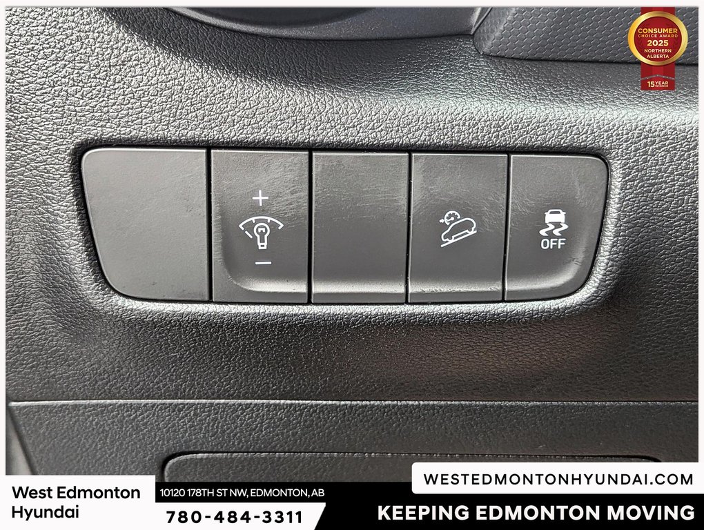 2023 Hyundai Kona Preferred in Edmonton, Alberta - 7 - w1024h768px