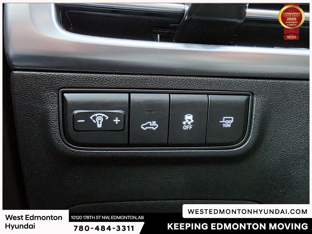 2025 Hyundai Santa Cruz Preferred in Edmonton, Alberta - 13 - w1024h768px