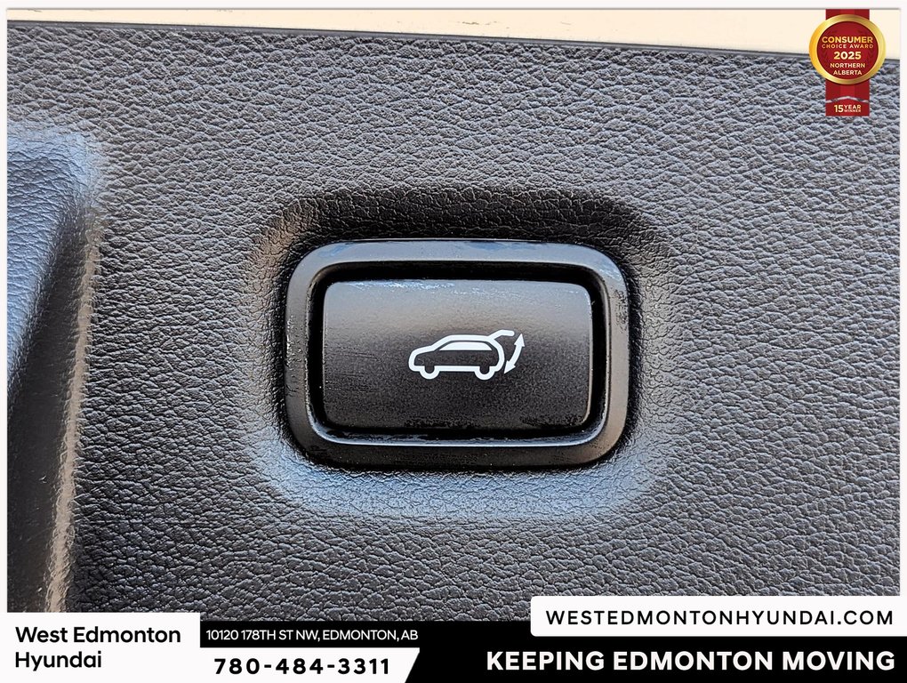 2023 Hyundai Santa Fe Hybrid Luxury in Edmonton, Alberta - 17 - w1024h768px