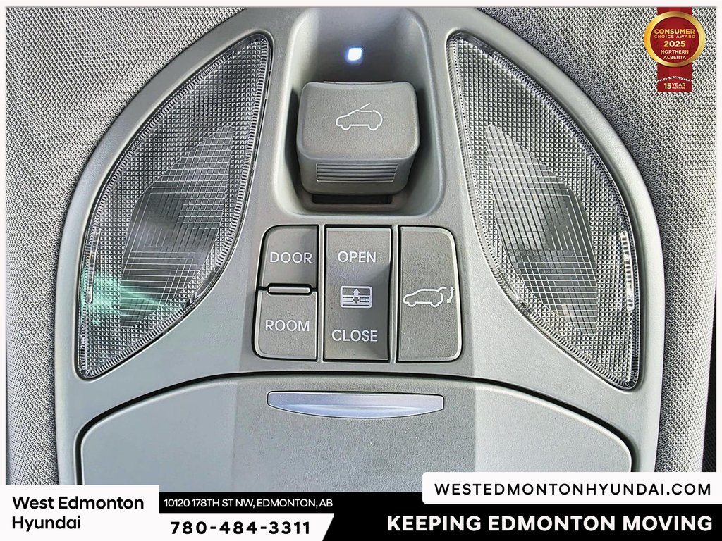 2016 Hyundai Santa Fe Sport 2.4 Luxury in Edmonton, Alberta - 18 - w1024h768px