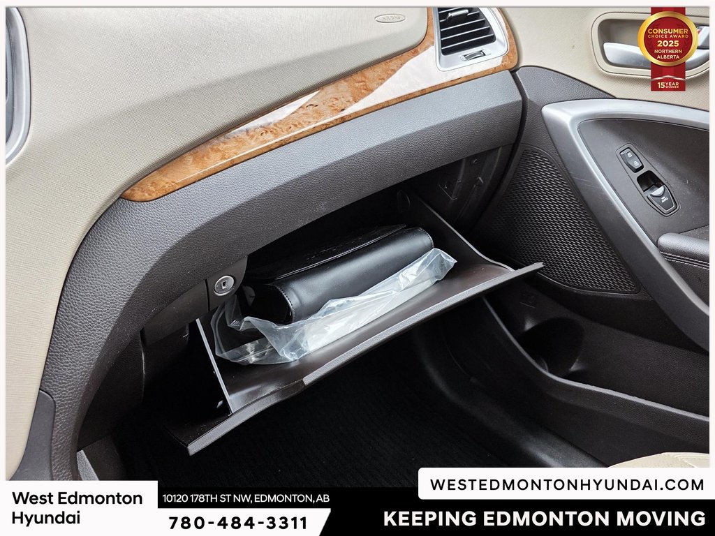2016 Hyundai Santa Fe Sport 2.4 Luxury in Edmonton, Alberta - 24 - w1024h768px