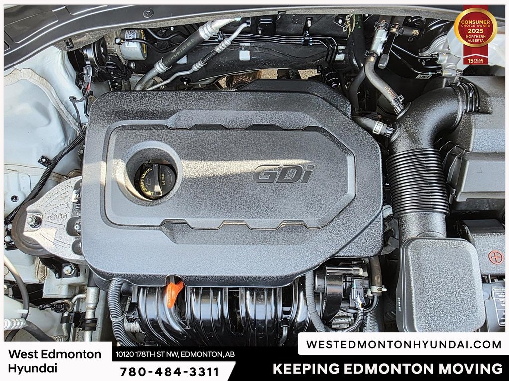 2018 Hyundai Santa Fe Sport 2.4 SE in Edmonton, Alberta - 2 - w1024h768px