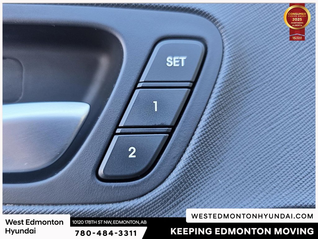 2018 Hyundai Santa Fe Sport 2.0T Limited in Edmonton, Alberta - 13 - w1024h768px