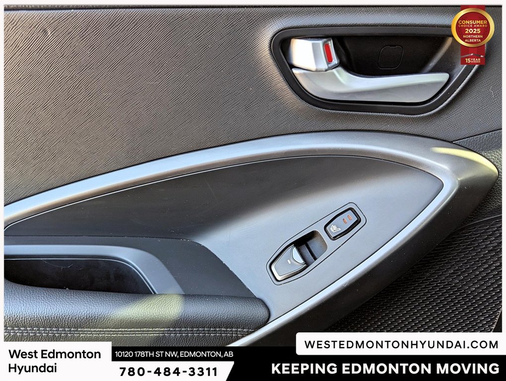 2017 Hyundai Santa Fe XL Premium in Edmonton, Alberta - 13 - w1024h768px