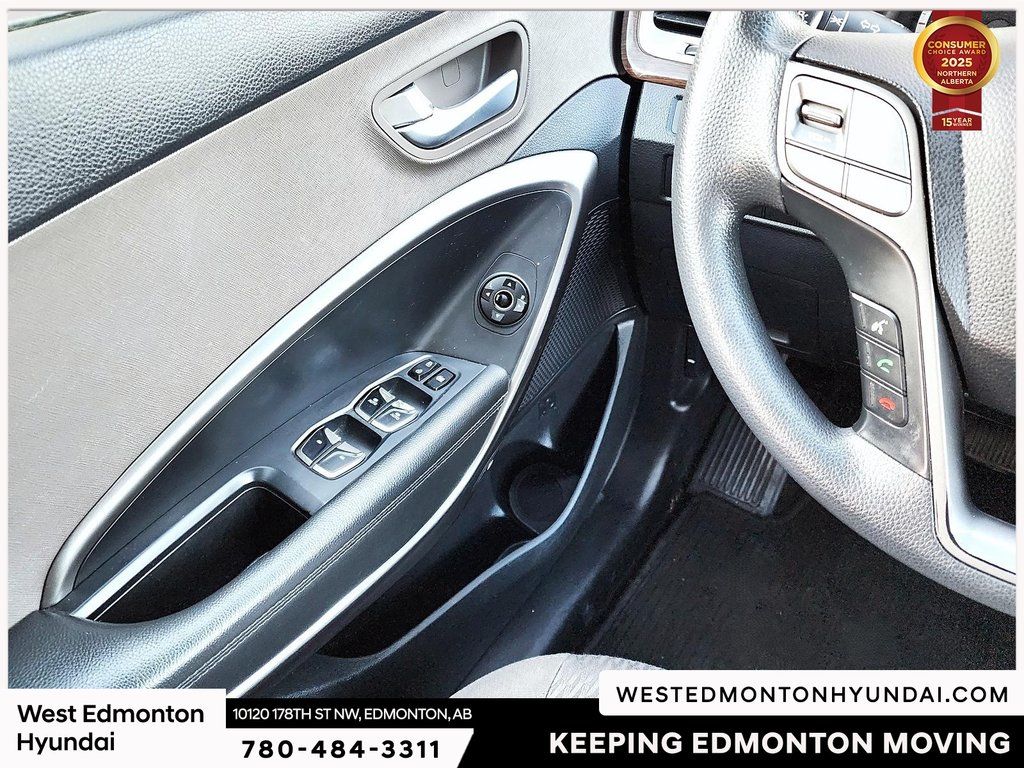 2018 Hyundai Santa Fe XL Base in Edmonton, Alberta - 12 - w1024h768px