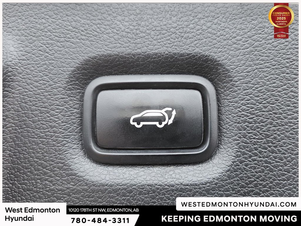 2019 Hyundai Santa Fe Ultimate in Edmonton, Alberta - 15 - w1024h768px