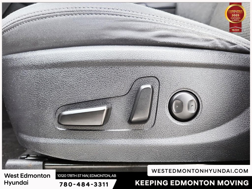 2021 Hyundai Santa Fe Preferred in Edmonton, Alberta - 21 - w1024h768px