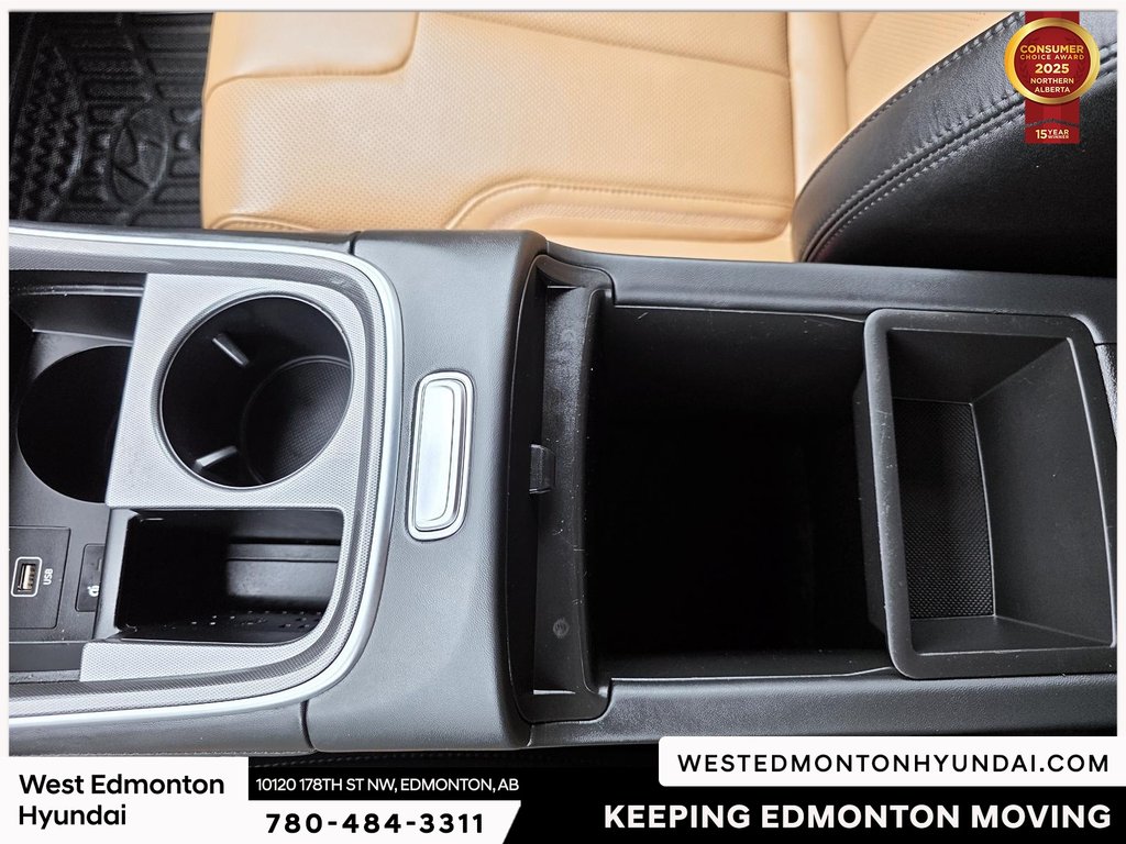 2021 Hyundai Santa Fe Calligraphy in Edmonton, Alberta - 37 - w1024h768px