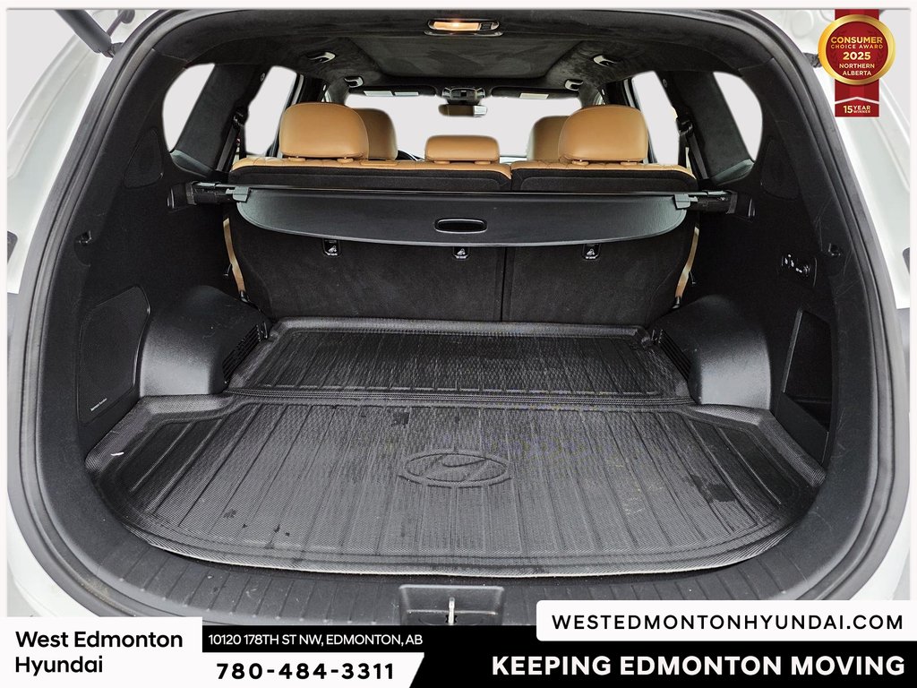 2021 Hyundai Santa Fe Calligraphy in Edmonton, Alberta - 10 - w1024h768px