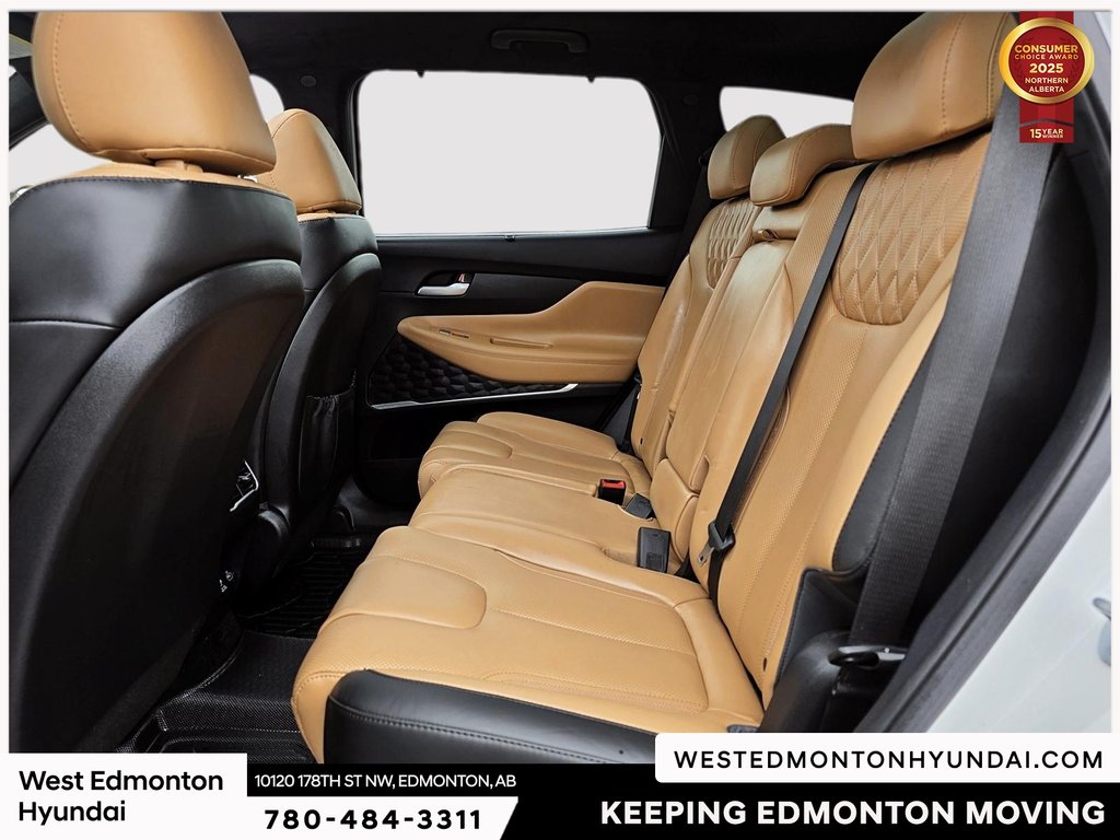 2021 Hyundai Santa Fe Calligraphy in Edmonton, Alberta - 17 - w1024h768px