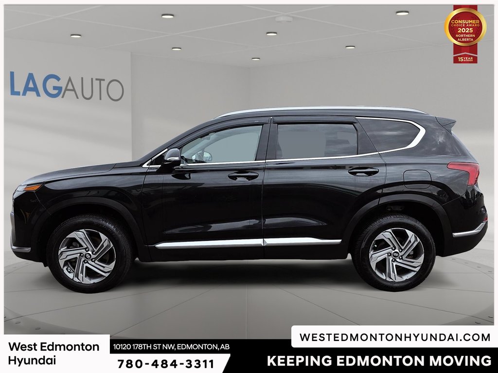2022 Hyundai Santa Fe Preferred in Edmonton, Alberta - 4 - w1024h768px