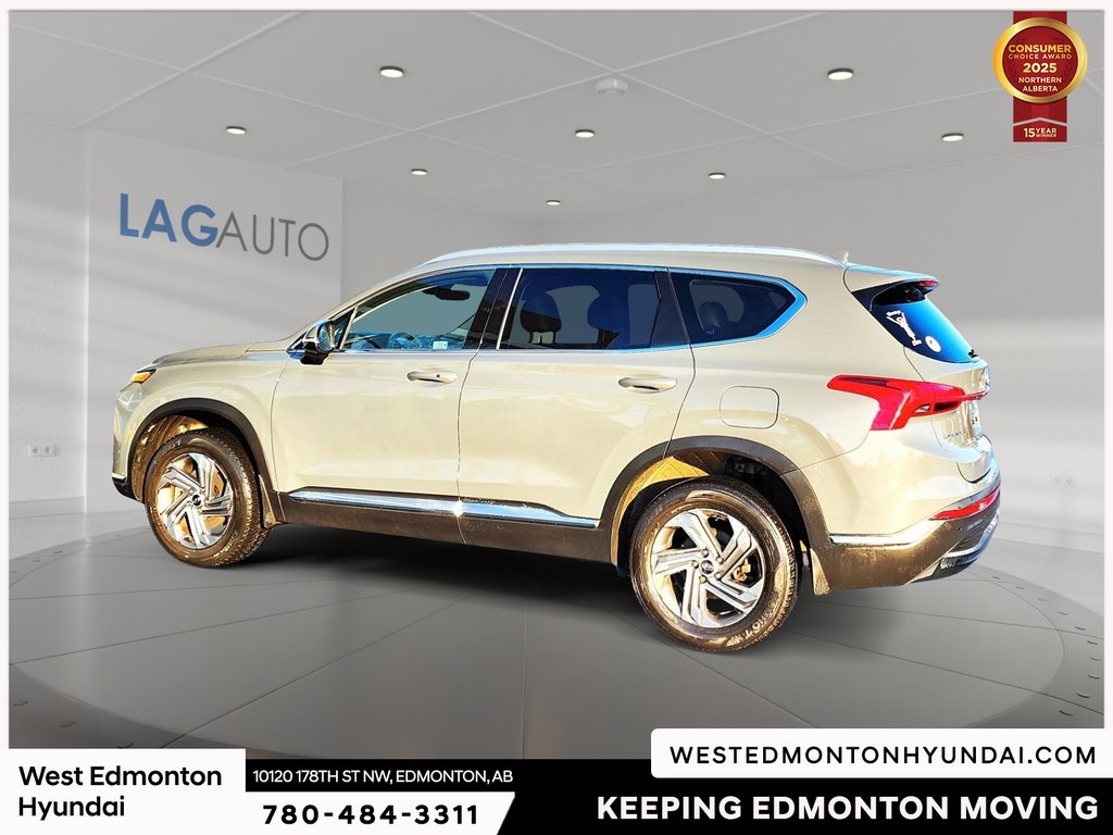 2023 Hyundai Santa Fe Preferred in Edmonton, Alberta - 5 - w1024h768px