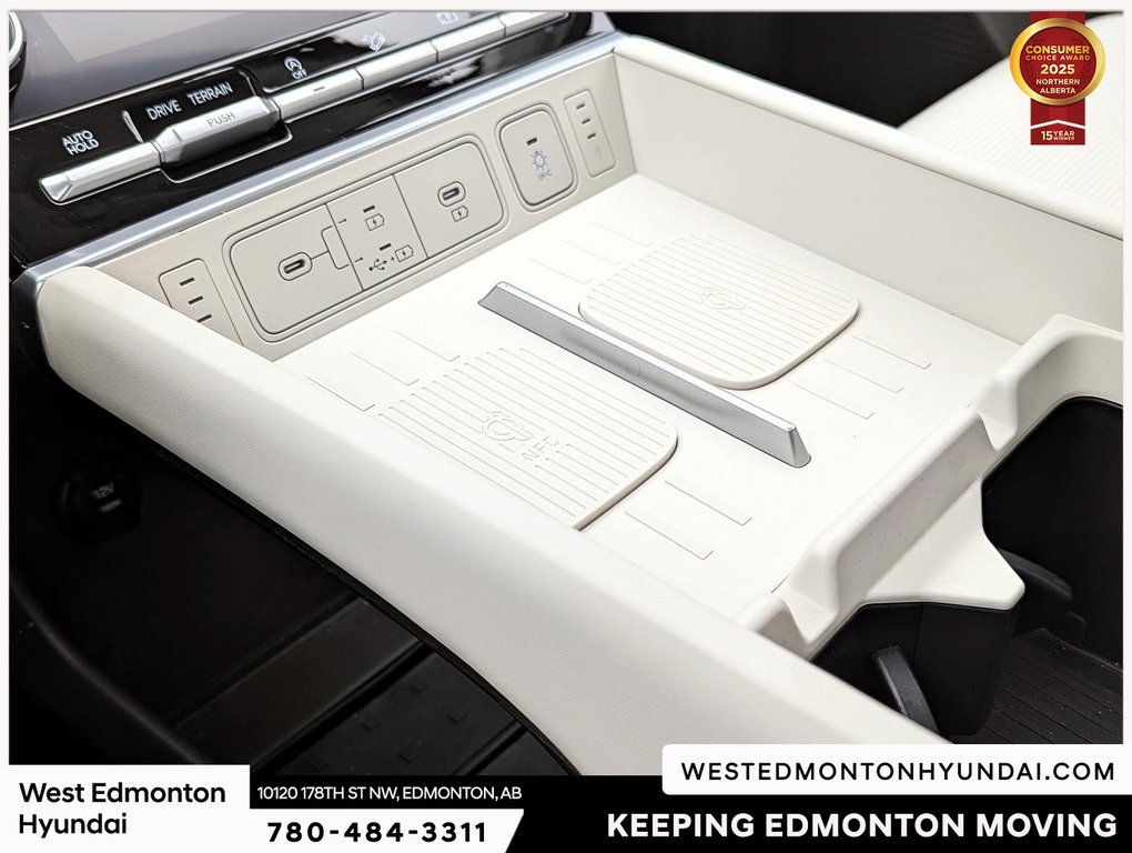 2025 Hyundai Santa Fe Ultimate in Edmonton, Alberta - 8 - w1024h768px