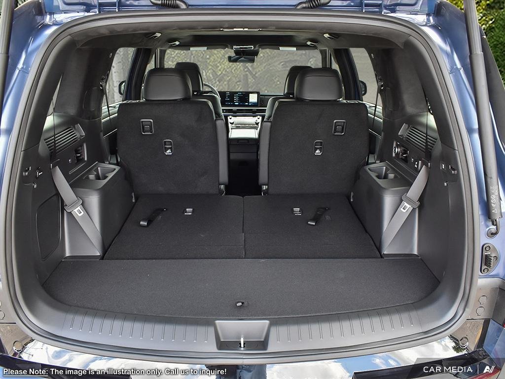 2025 Hyundai Santa Fe Ultimate in Edmonton, Alberta - 7 - w1024h768px