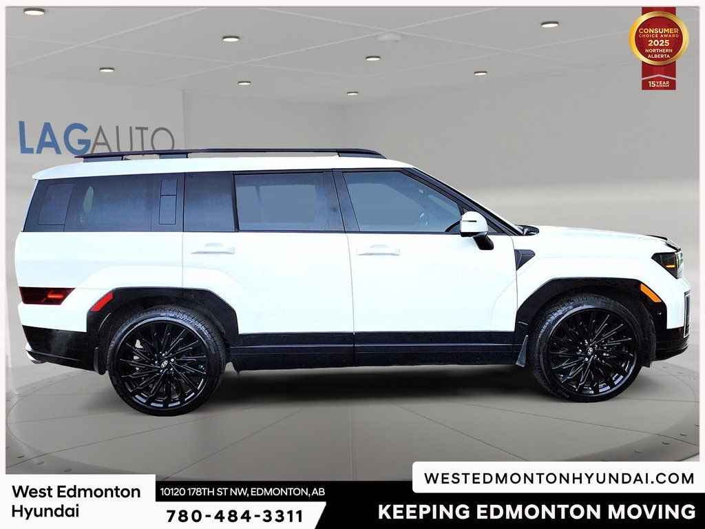 2025 Hyundai Santa Fe Ultimate in Edmonton, Alberta - 10 - w1024h768px