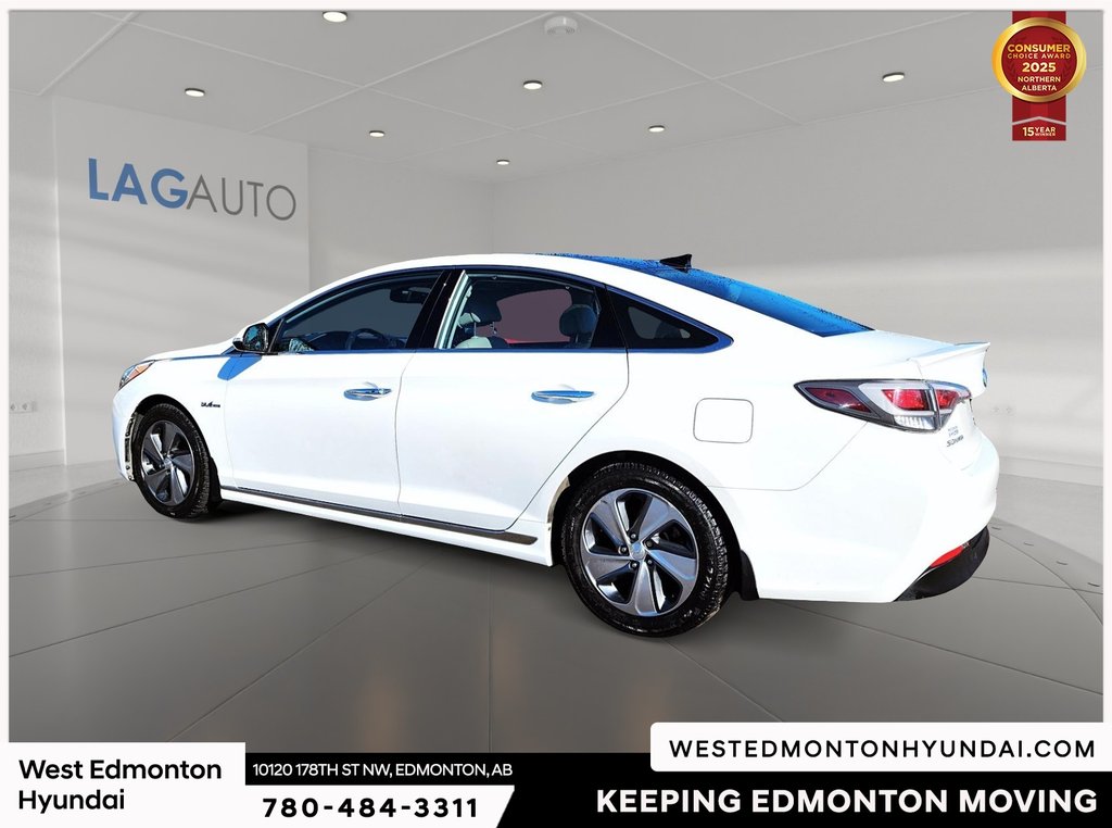 2017 Hyundai Sonata Hybrid Limited in Edmonton, Alberta - 5 - w1024h768px