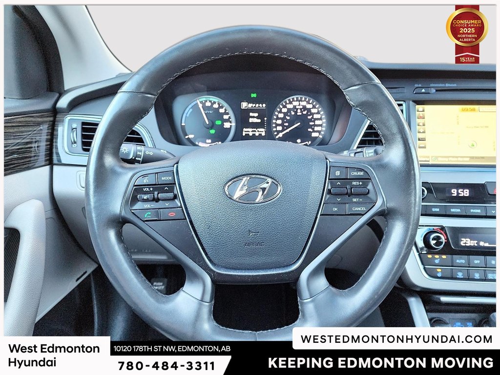 2017 Hyundai Sonata Hybrid Limited in Edmonton, Alberta - 15 - w1024h768px
