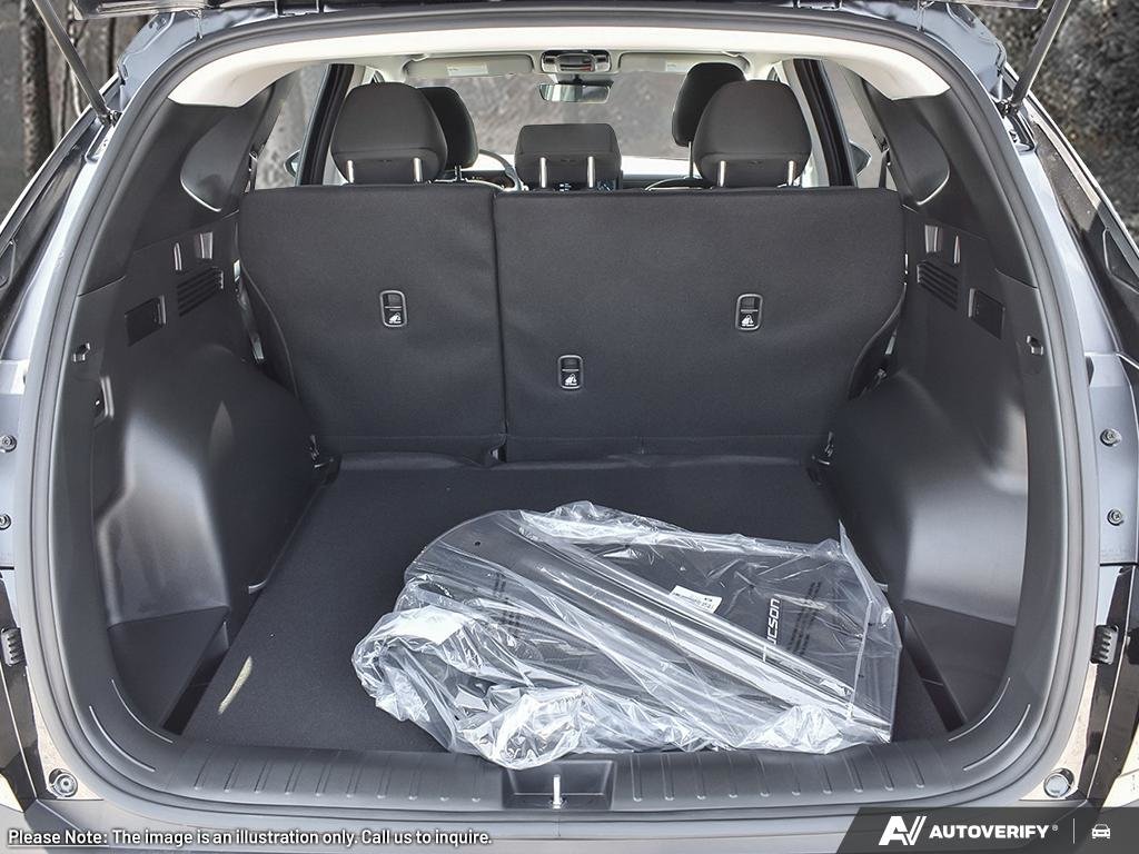 2025 Hyundai Tucson Hybrid Ultimate in Edmonton, Alberta - 7 - w1024h768px