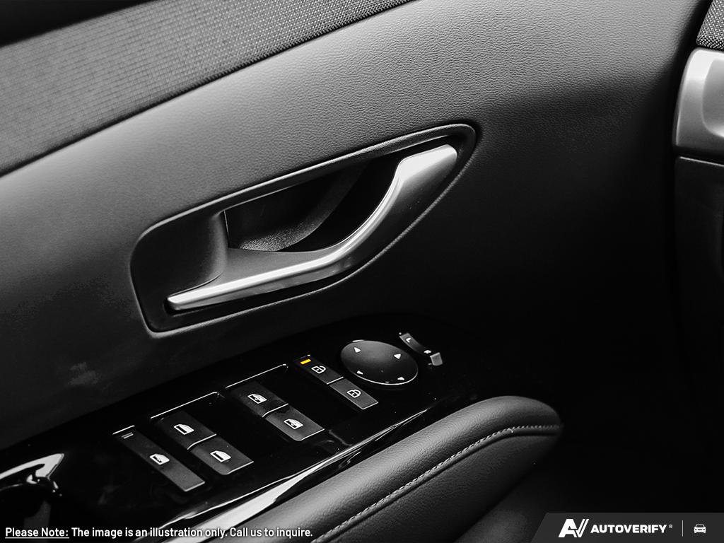 2025 Hyundai Tucson Hybrid Ultimate in Edmonton, Alberta - 15 - w1024h768px