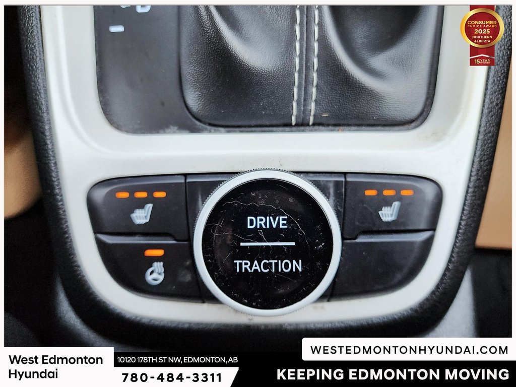 2022 Hyundai Venue Ultimate in Edmonton, Alberta - 31 - w1024h768px