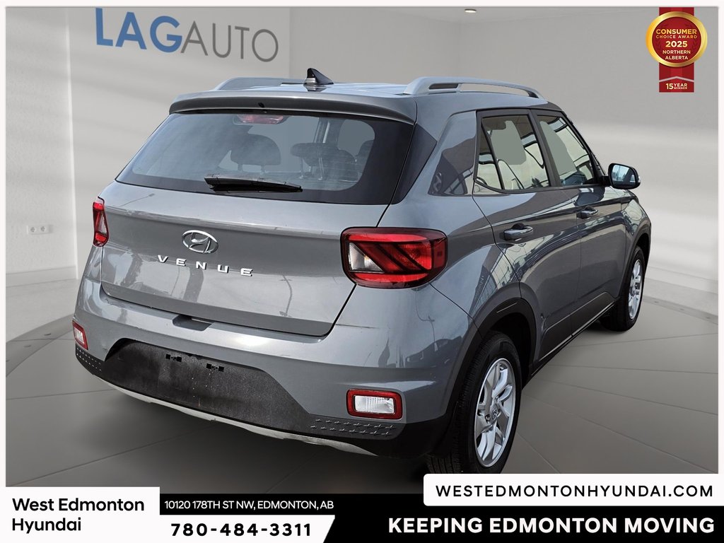 2022 Hyundai Venue Preferred in Edmonton, Alberta - 8 - w1024h768px