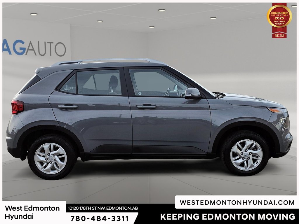 2022 Hyundai Venue Preferred in Edmonton, Alberta - 10 - w1024h768px