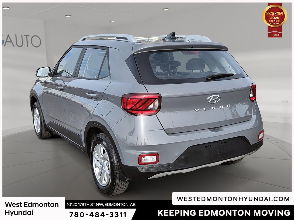 2022 Hyundai Venue Preferred in Edmonton, Alberta - 6 - w1024h768px