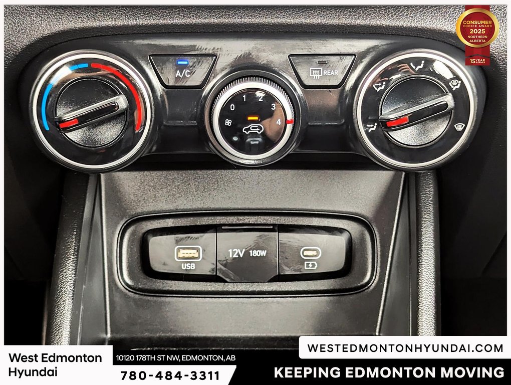 2023 Hyundai Venue Preferred in Edmonton, Alberta - 13 - w1024h768px