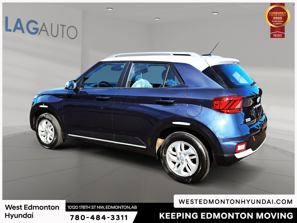 2023 Hyundai Venue Preferred in Edmonton, Alberta - 5 - w1024h768px
