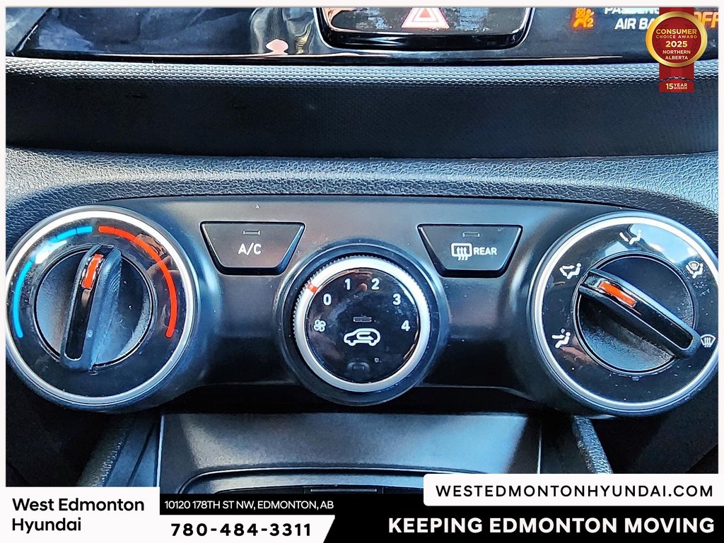 2023 Hyundai Venue Essential in Edmonton, Alberta - 25 - w1024h768px