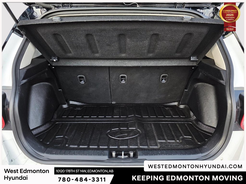 2023 Hyundai Venue Essential in Edmonton, Alberta - 14 - w1024h768px
