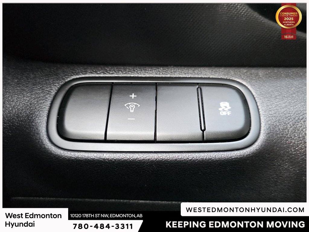 2023 Hyundai Venue Essential in Edmonton, Alberta - 21 - w1024h768px