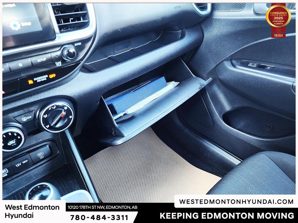 2024 Hyundai Venue Essential in Edmonton, Alberta - 30 - w1024h768px