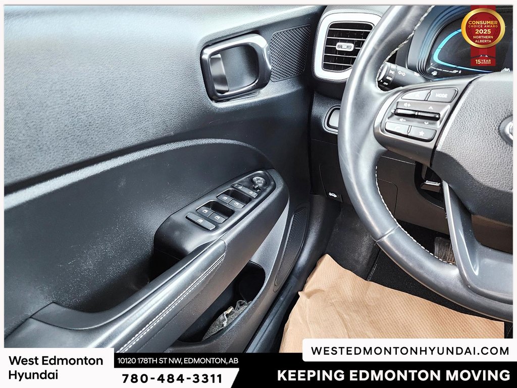 2024 Hyundai Venue Preferred in Edmonton, Alberta - 15 - w1024h768px