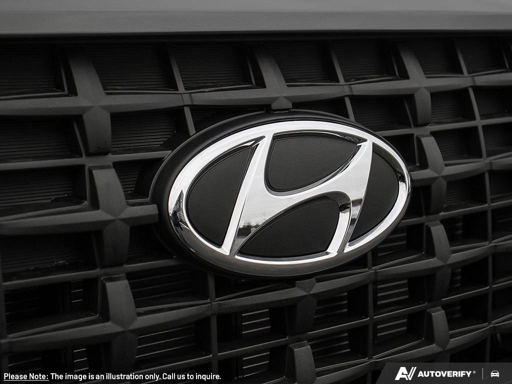 2025 Hyundai Venue Essential Two-tone in Edmonton, Alberta - 9 - w1024h768px